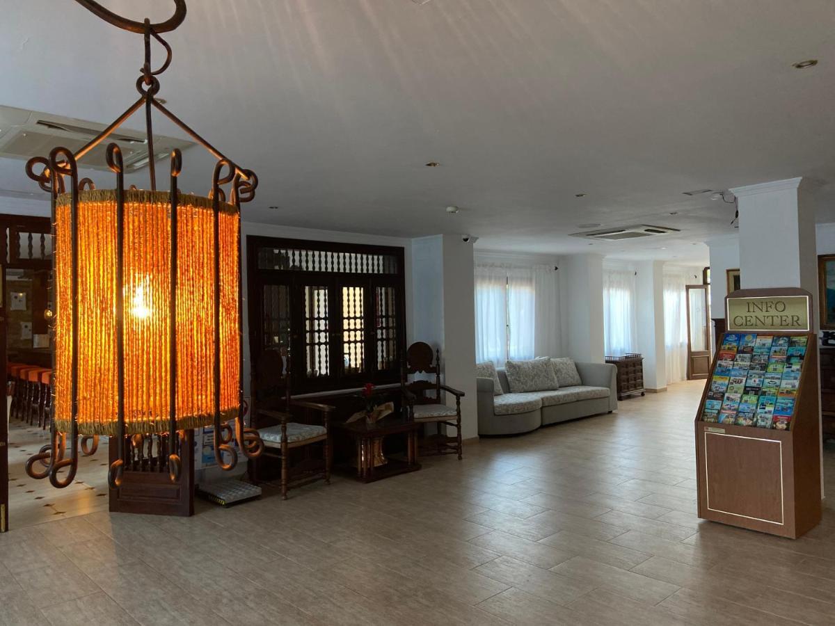 Boutique Hs Villa Rosa Paguera Пегера Екстер'єр фото