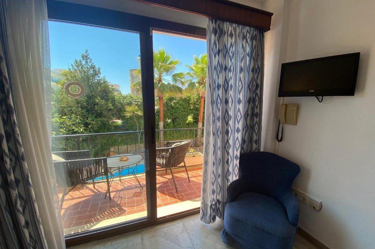 Boutique Hs Villa Rosa Paguera Пегера Екстер'єр фото